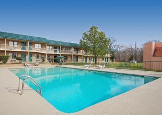 Hotel Quality Inn & Suites
