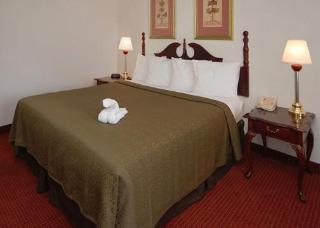 Hotel Quality Inn & Suites