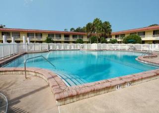Hotel Quality Inn & Suites