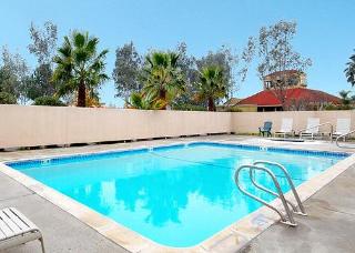 Hotel Quality Inn & Suites
