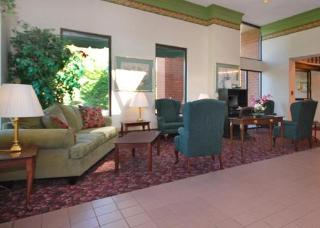 Hotel Quality Inn & Suites Airport