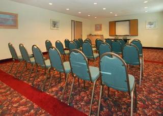 Hotel Quality Inn & Suites Airport