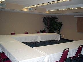Hotel Quality Inn & Suites Airport