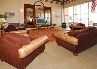 Hotel Quality Inn & Suites Conference Center