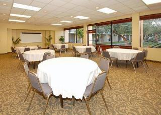 Hotel Quality Inn & Suites Downtown