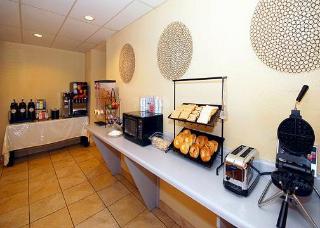 Hotel Quality Inn & Suites Downtown