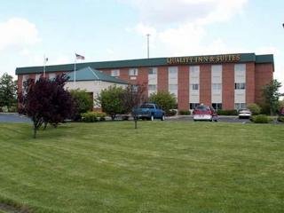 Hotel Quality Inn & Suites East