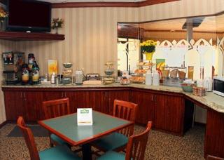 Hotel Quality Inn & Suites East