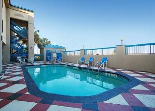 Hotel Quality Inn & Suites Ft. Jackson Maingate