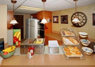 Hotel Quality Inn & Suites Glenstone Avenue