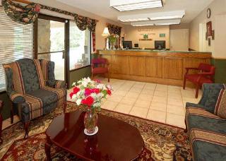Hotel Quality Inn & Suites Mt. Chalet
