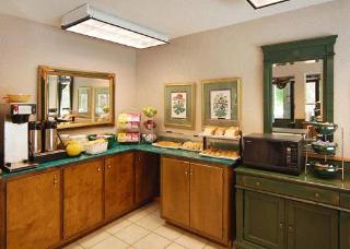 Hotel Quality Inn & Suites Mt. Chalet