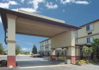 Hotel Quality Inn & Suites-romulus