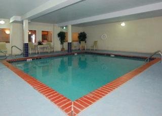 Hotel Quality Inn & Suites South Overlan