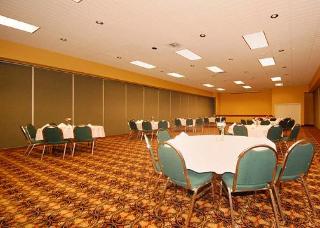 Hotel Quality Inn & Suites Starlite Village Conference