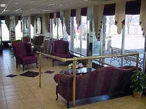 Hotel Quality Inn & Suites-warren