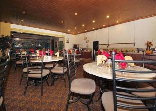 Hotel Quality Suites Downtown