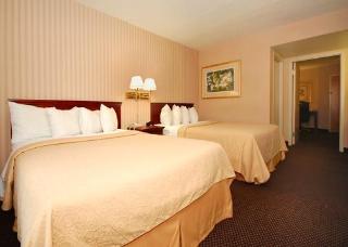 Hotel Quality Suites Lake Wright