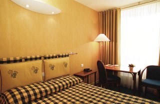 Hotel Qualys Axotel Perrache