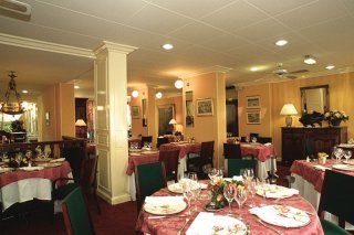 Hotel Qualys Axotel Perrache