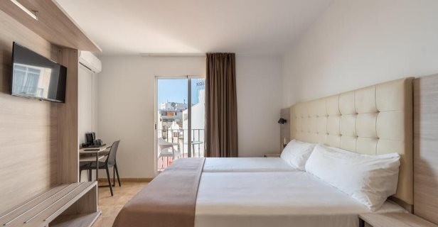 Hotel Queens