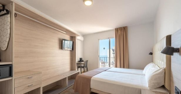 Hotel Queens