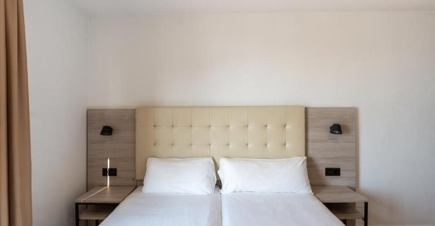 Hotel Queens