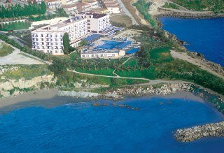 Hotel Queens Bay