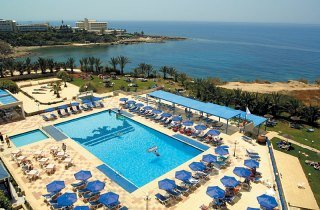 Hotel Queens Bay