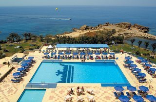Hotel Queens Bay