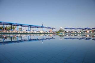 Hotel Queens Bay