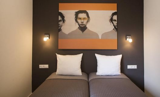 Hotel Quentin Golden Bear