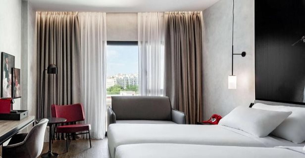 Hotel Radisson Red Madrid