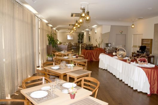 Hotel Rainha D. Amelia