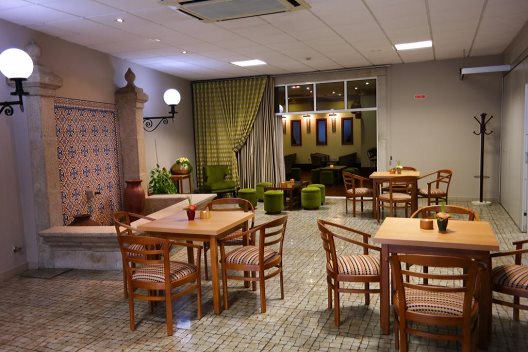 Hotel Rainha D. Amelia
