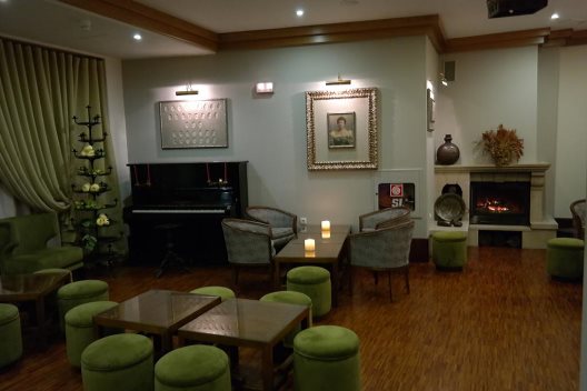 Hotel Rainha D. Amelia