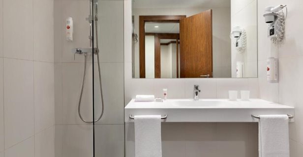 Hotel Ramada By Wyndham Lisbon