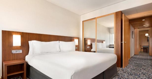 Hotel Ramada By Wyndham Lisbon