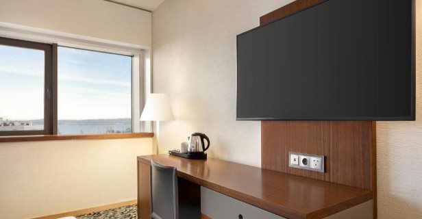Hotel Ramada By Wyndham Lisbon
