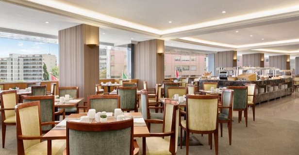 Hotel Ramada By Wyndham Lisbon