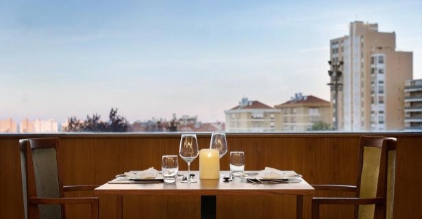 Hotel Ramada By Wyndham Lisbon