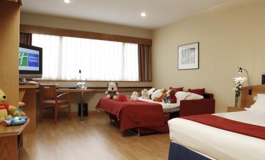 Hotel Ramada By Wyndham Madrid Tres Cantos
