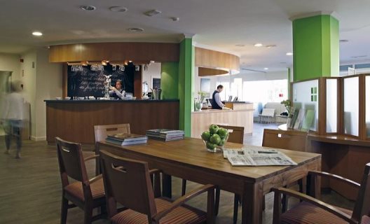 Hotel Ramada By Wyndham Madrid Tres Cantos