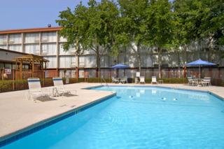 Hotel Ramada Dallas Love Field