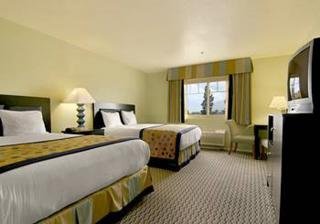 Hotel Ramada Inn & Plaza