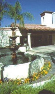 Hotel Ramada Inn & Suites Foothills