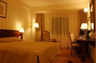 Hotel Ramada & Suites Bucharest North