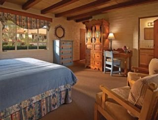Hotel Rancho De Los Cabelleros