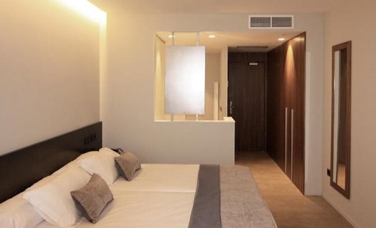Hotel Raval De La Mar