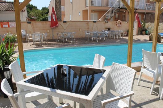 Hotel Raxa